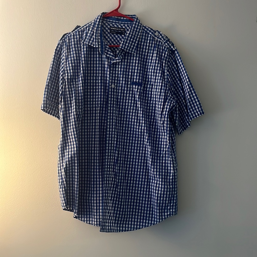 Ecko short sleeve button up shirt men’s xl